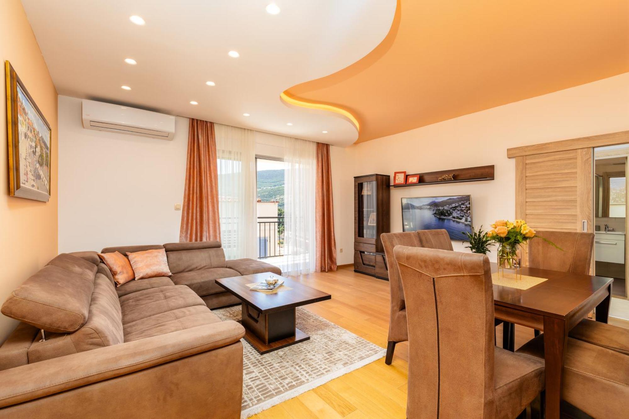 Apart Hotel M S Katunjanin Herceg Novi Dış mekan fotoğraf