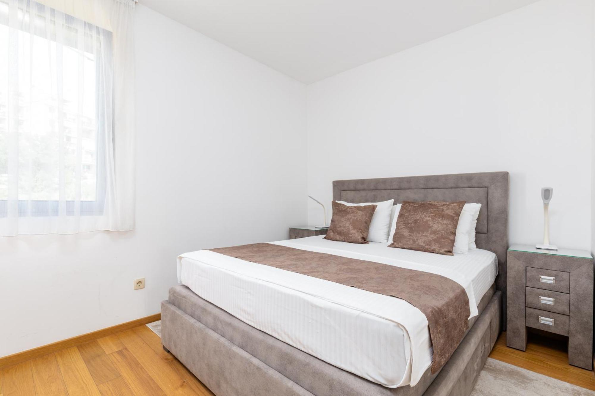 Apart Hotel M S Katunjanin Herceg Novi Dış mekan fotoğraf