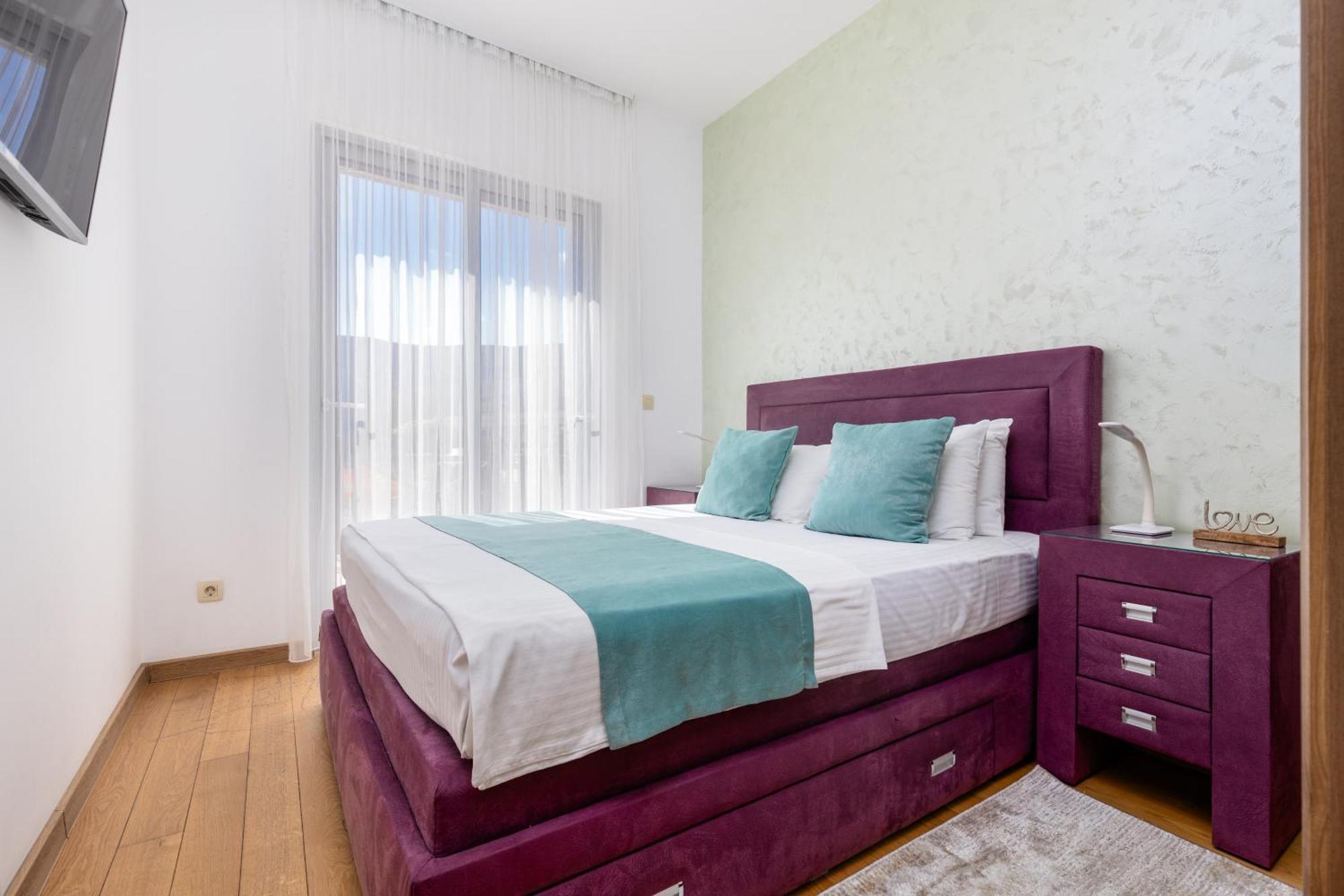 Apart Hotel M S Katunjanin Herceg Novi Dış mekan fotoğraf