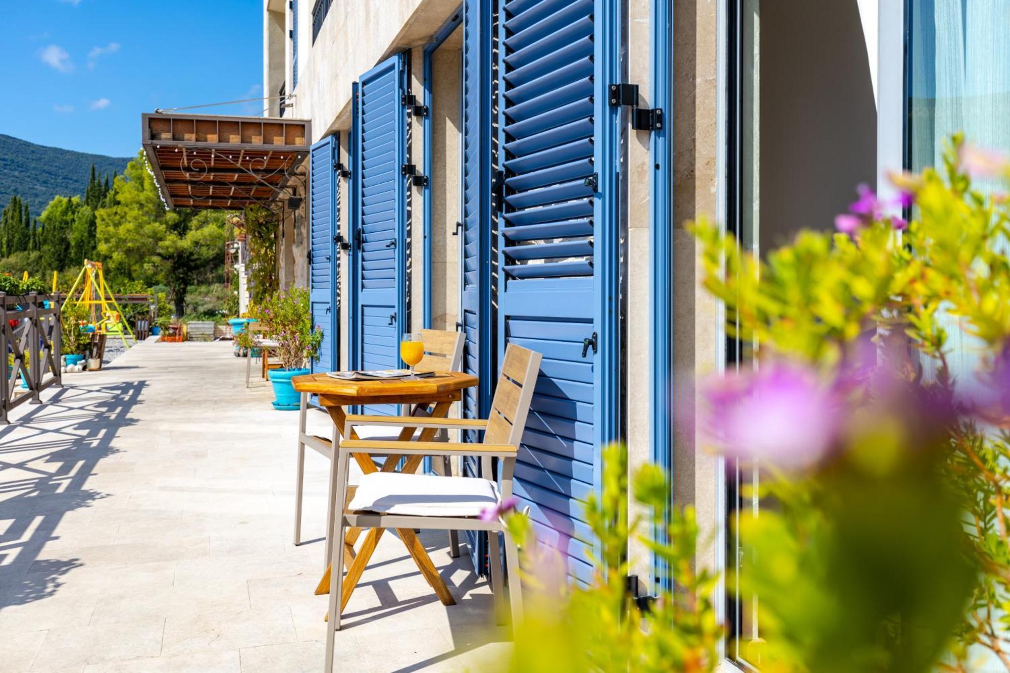 Apart Hotel M S Katunjanin Herceg Novi Dış mekan fotoğraf