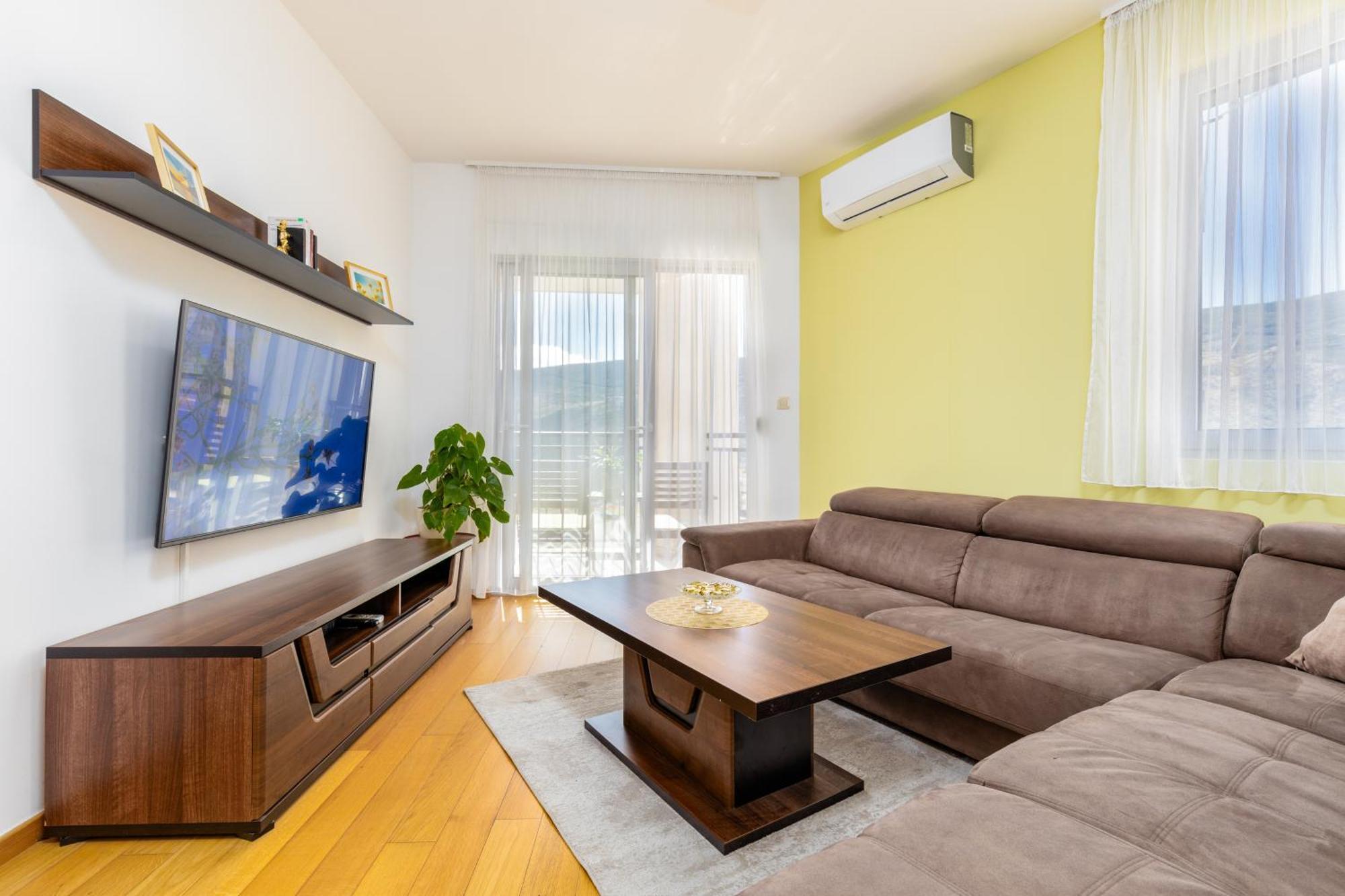 Apart Hotel M S Katunjanin Herceg Novi Dış mekan fotoğraf