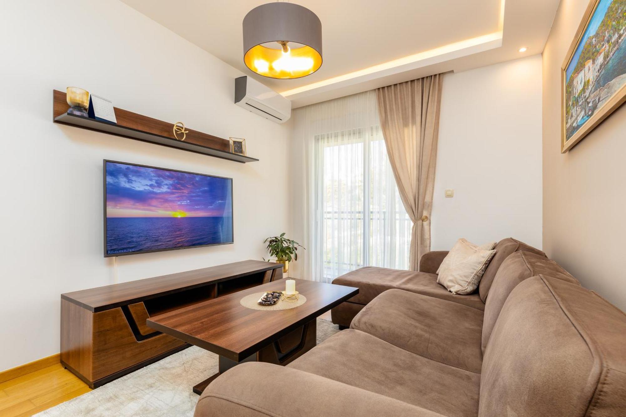 Apart Hotel M S Katunjanin Herceg Novi Dış mekan fotoğraf