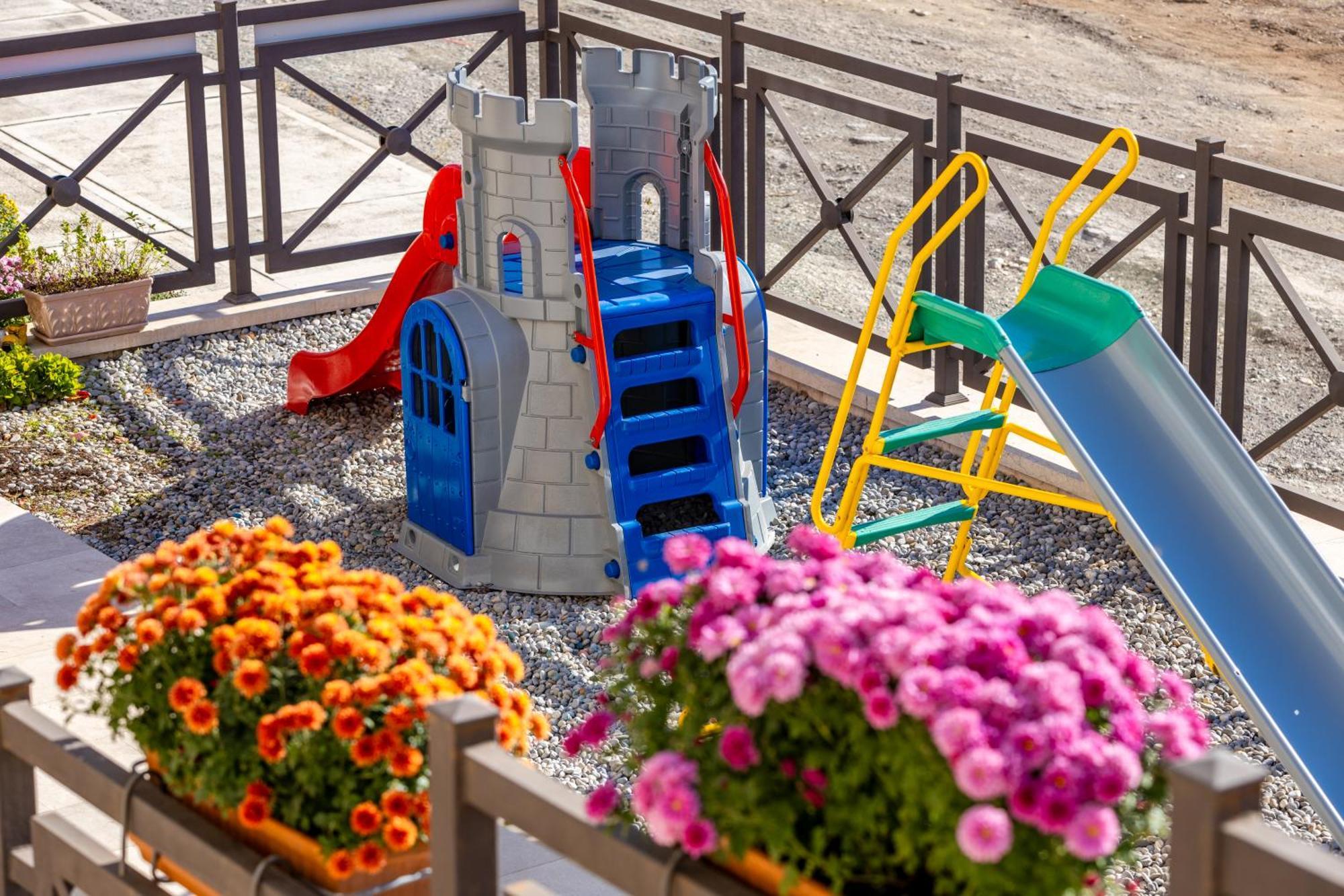 Apart Hotel M S Katunjanin Herceg Novi Dış mekan fotoğraf