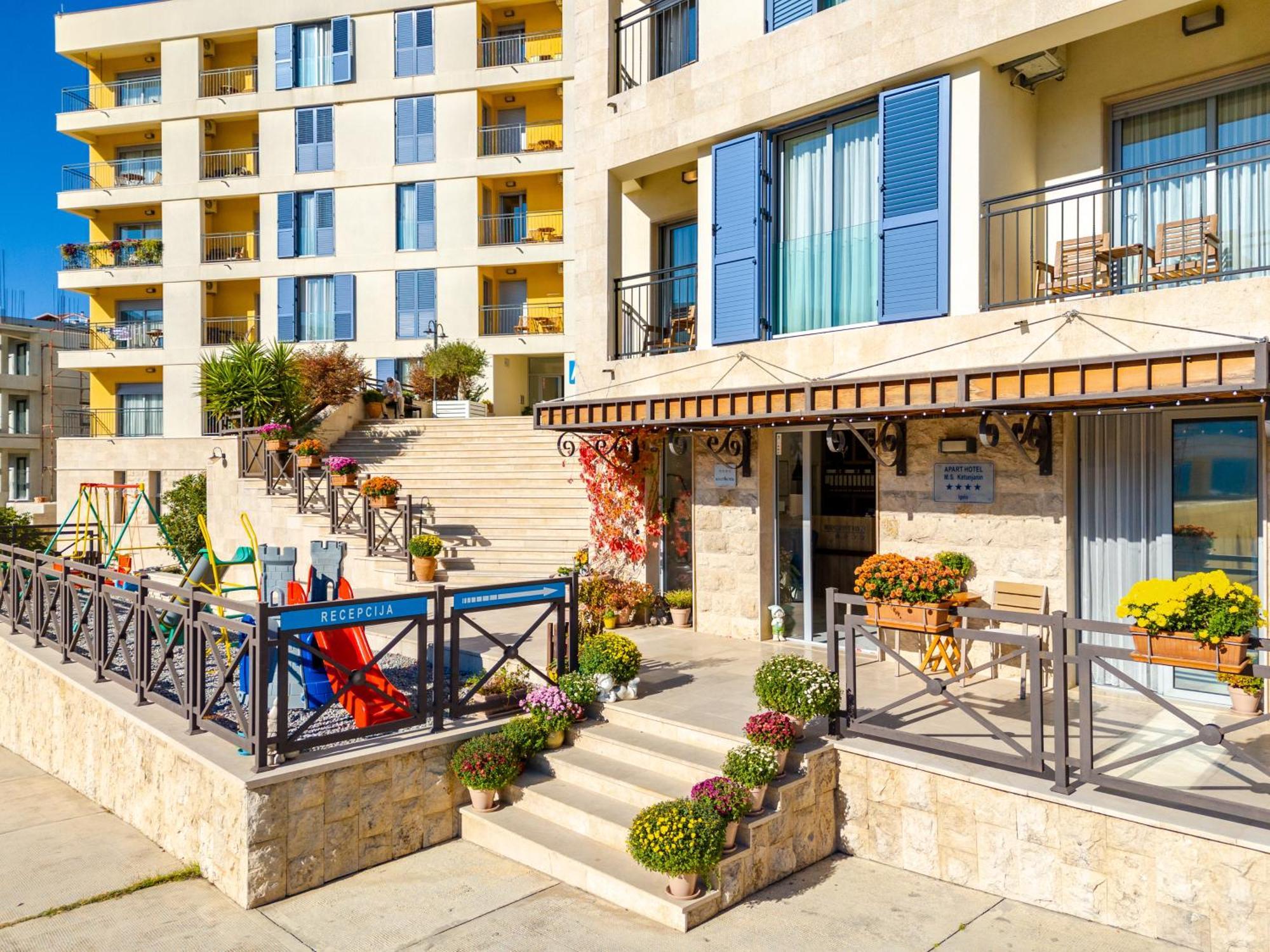 Apart Hotel M S Katunjanin Herceg Novi Dış mekan fotoğraf