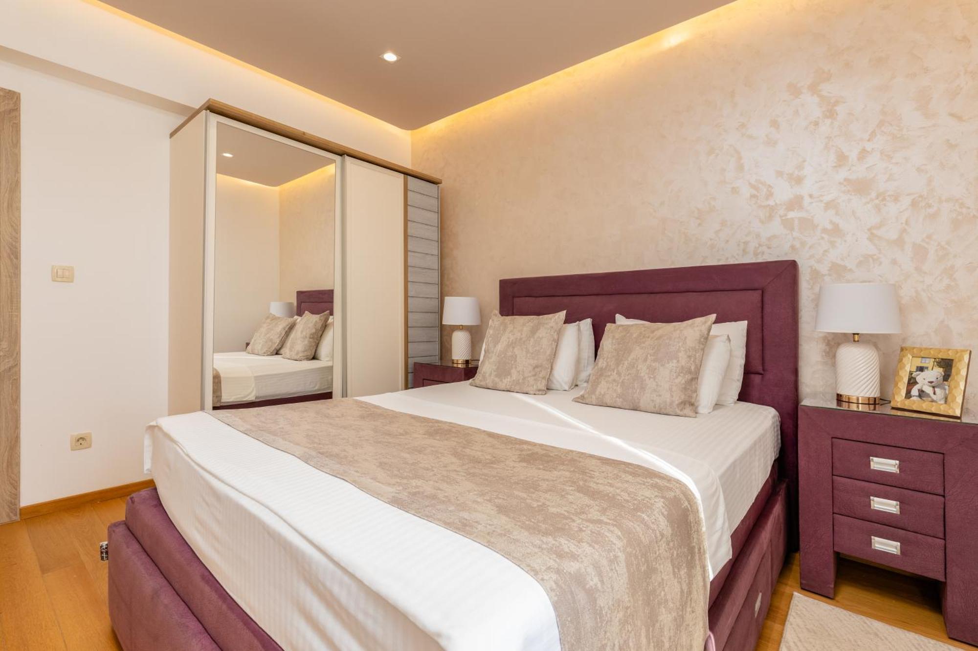Apart Hotel M S Katunjanin Herceg Novi Dış mekan fotoğraf
