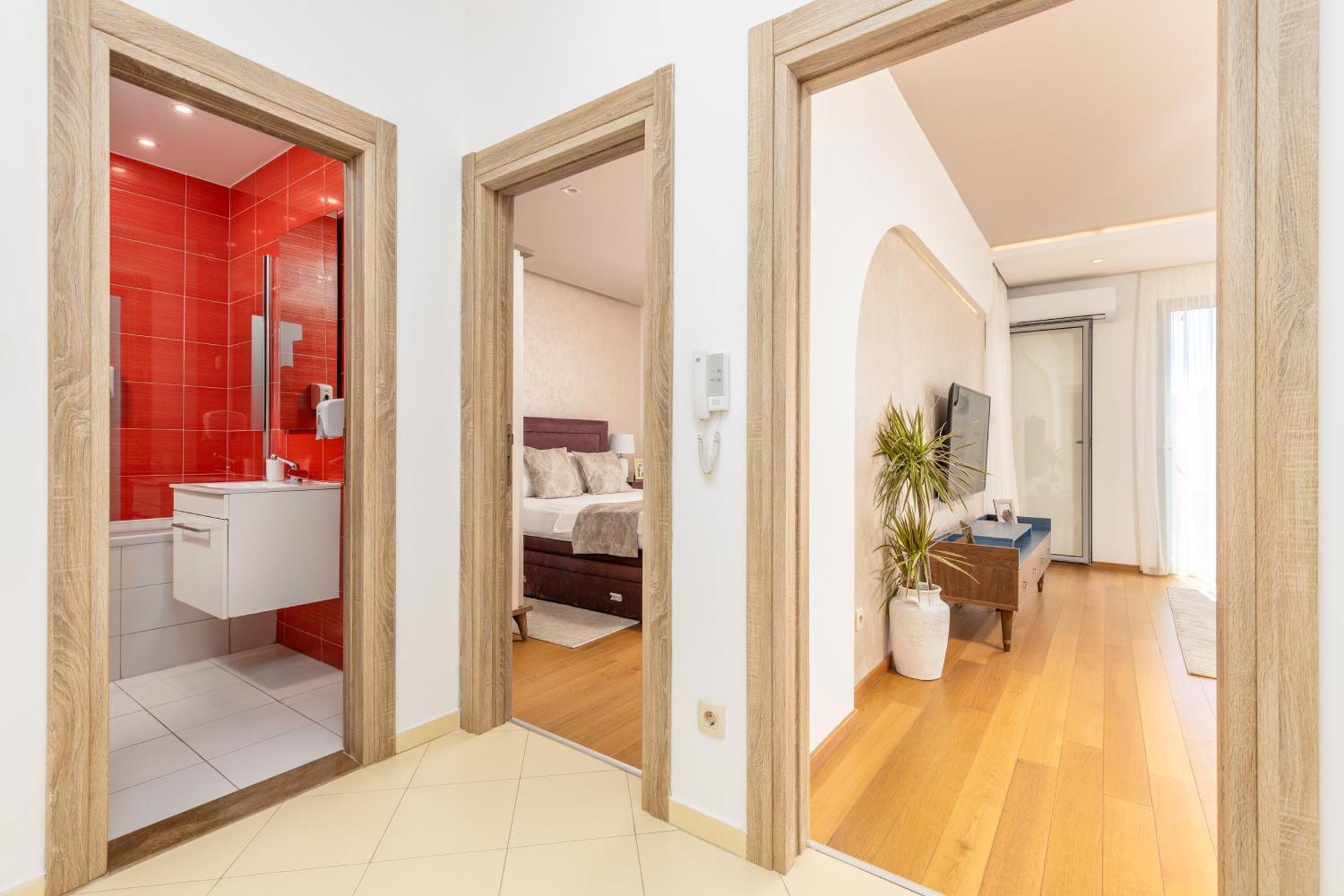 Apart Hotel M S Katunjanin Herceg Novi Dış mekan fotoğraf